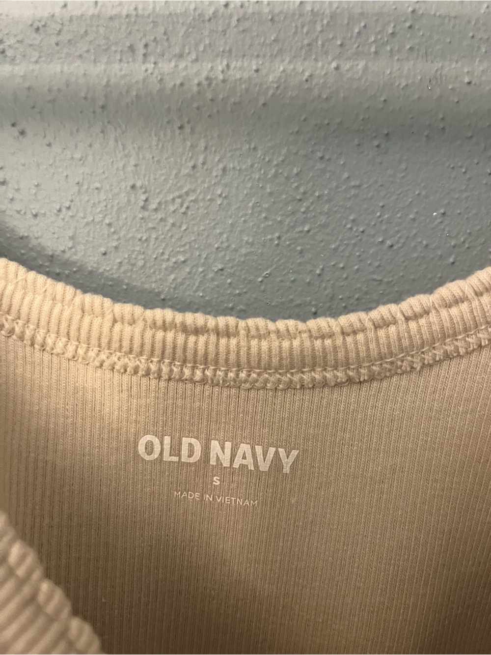 Old Navy Ribbed Tank Top - Picture 2 of 2